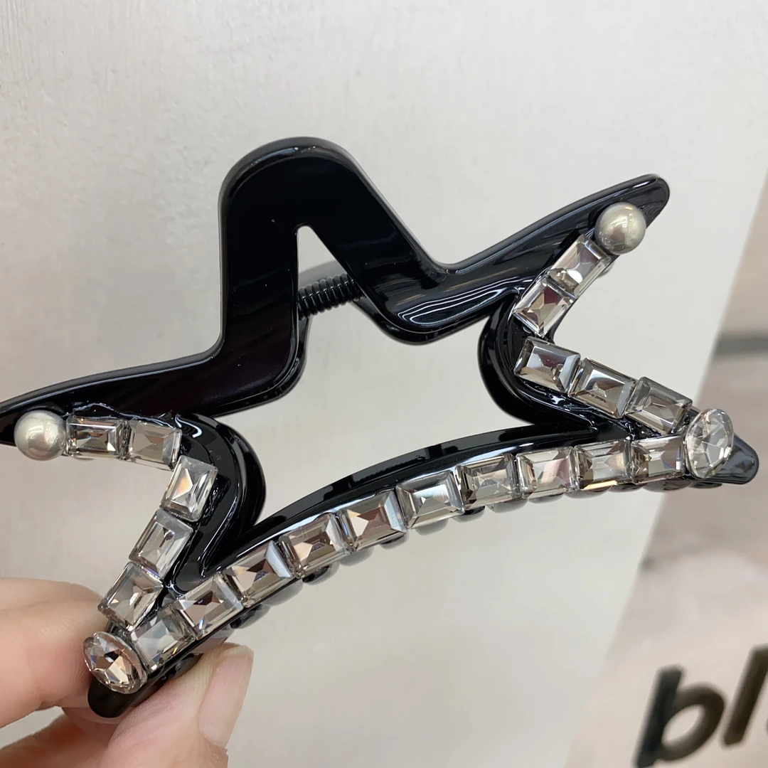 A136黑色高品质五角星大抓夹