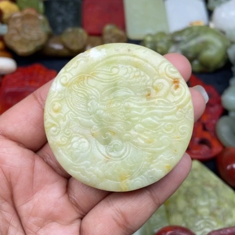 蛇纹石玉颈饰未镶嵌59