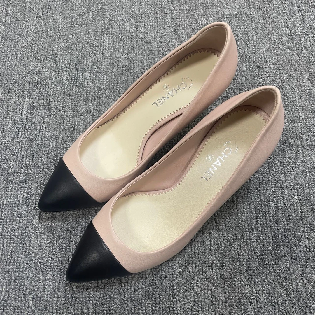 99新 Chanel/香奈儿 （有盒）低帮尖头休闲单鞋 35码/3915