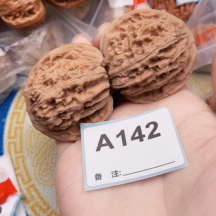 吊坠文玩核桃核桃