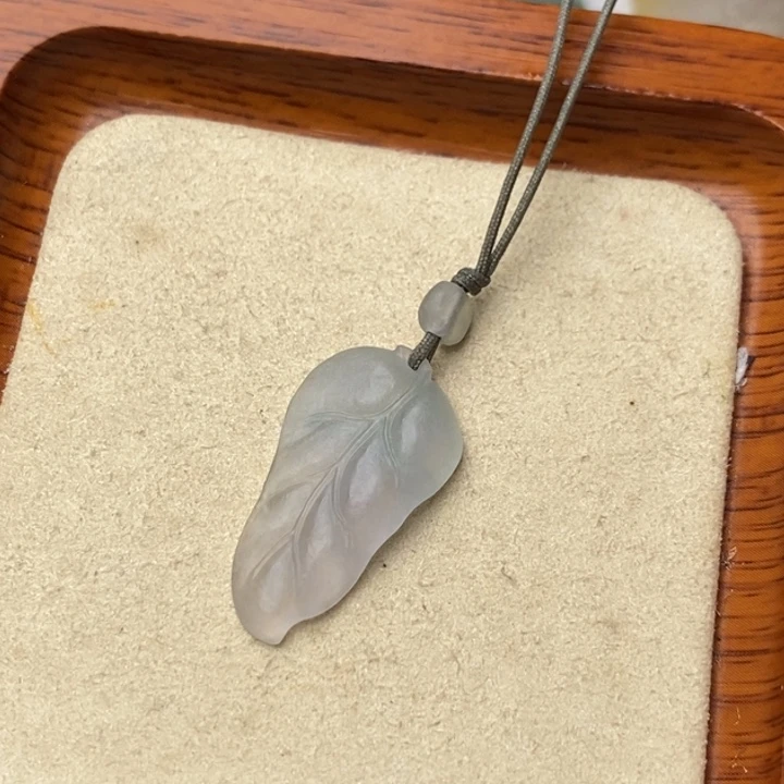 定制翡翠未镶嵌小叶子