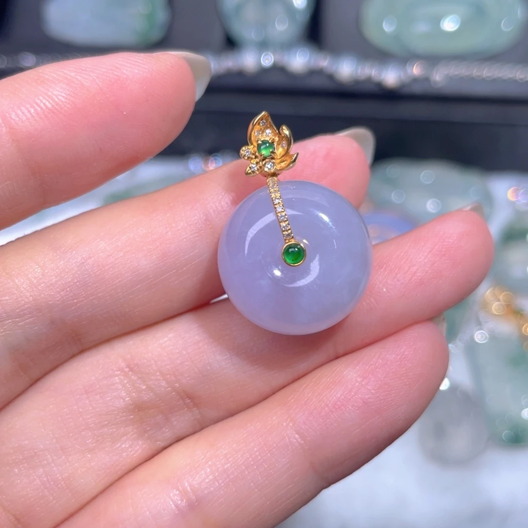 颈饰18K金镶嵌翡翠翡翠