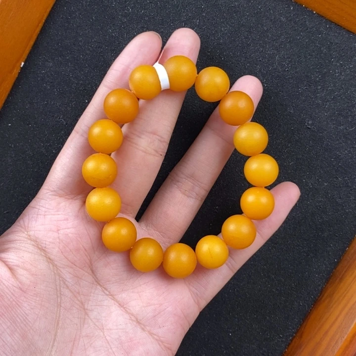 未镶嵌蜜蜡珠宝奇石