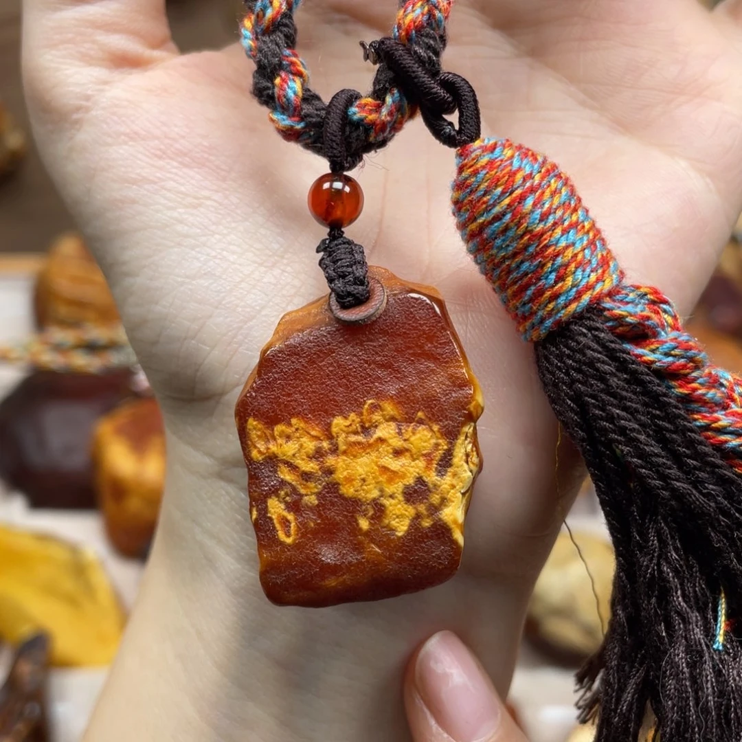 琥珀未镶嵌珠宝奇石