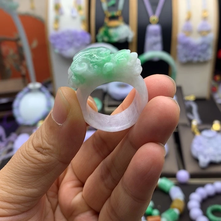 空***翡翠未镶嵌吊坠(不含链)翡翠戒指