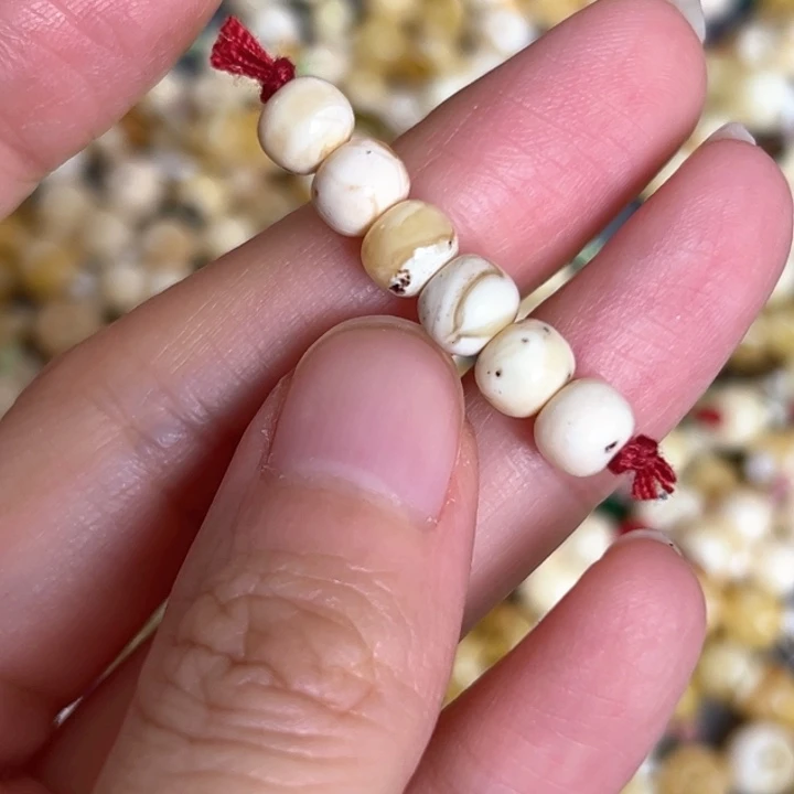 未镶嵌蜜蜡裸石6.5mm一组