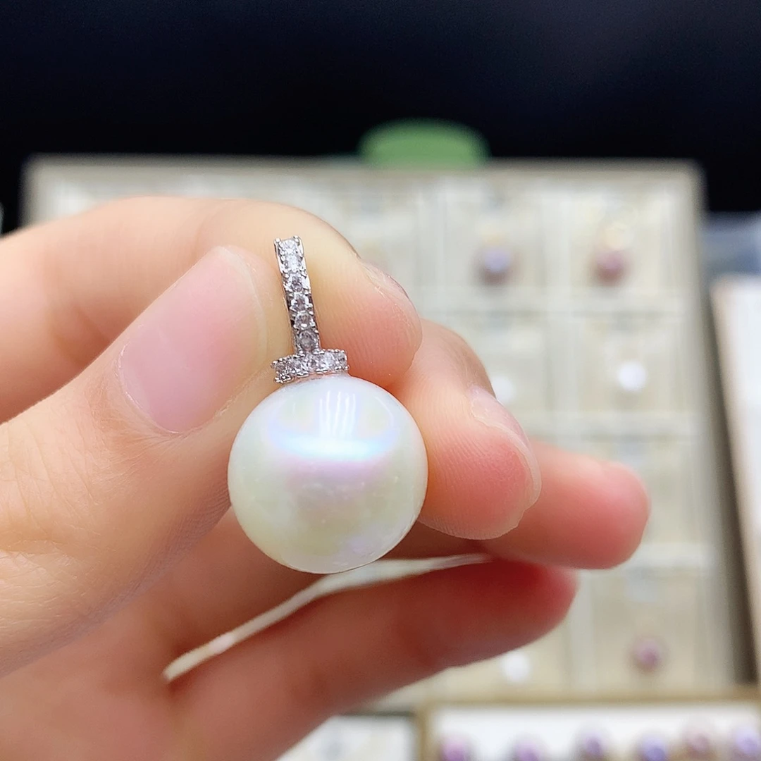 淡水珍珠颈饰合金