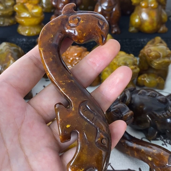 未镶嵌蛇纹石玉颈饰