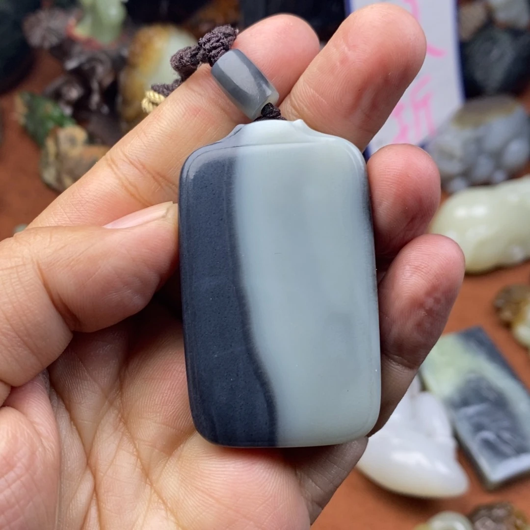 和田玉挂件未镶嵌