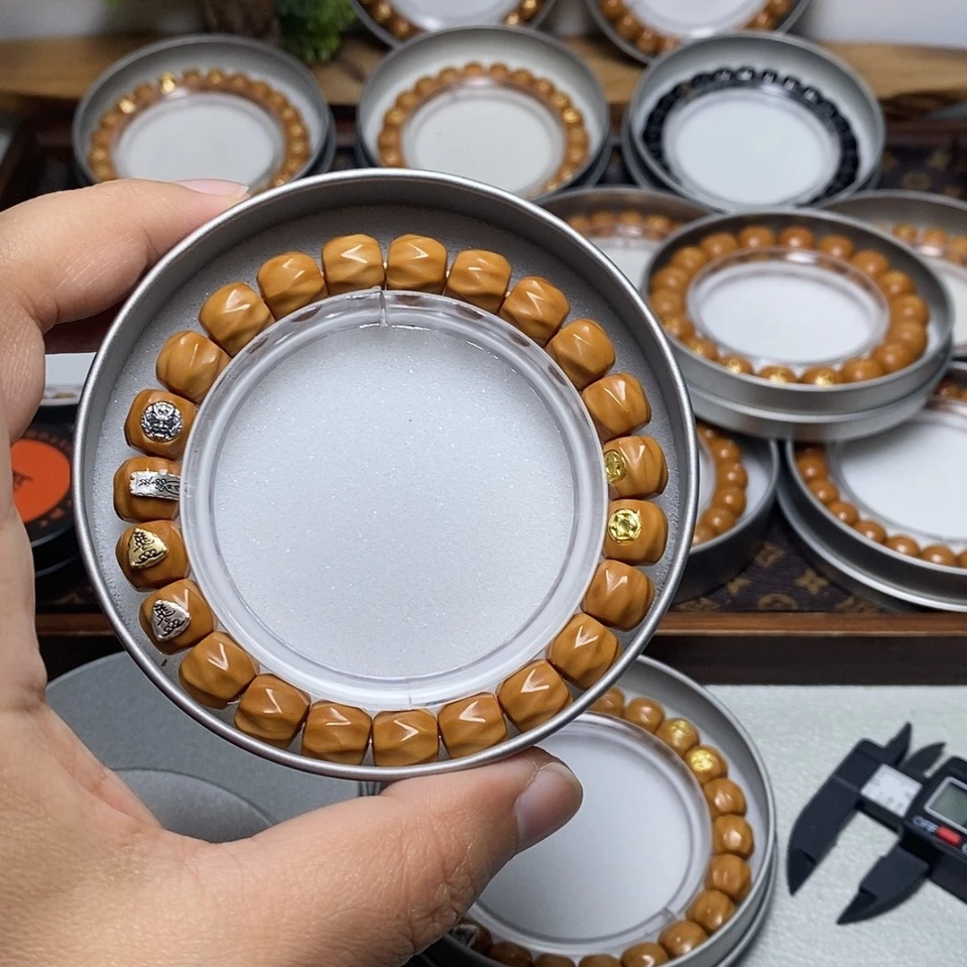 猴头核桃手串18号六标高配观唐手串10左右