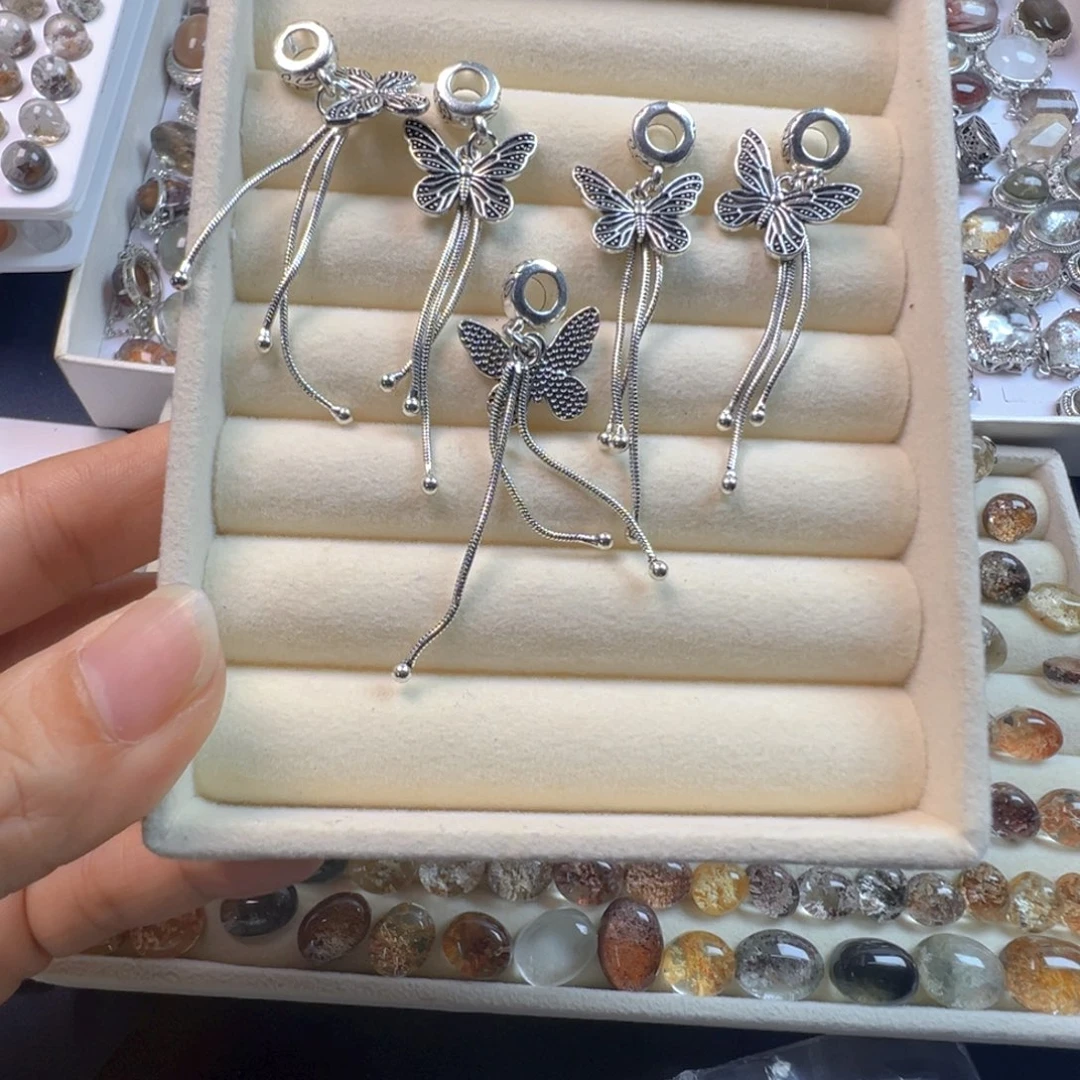 小***胖银S925镶嵌手链水晶