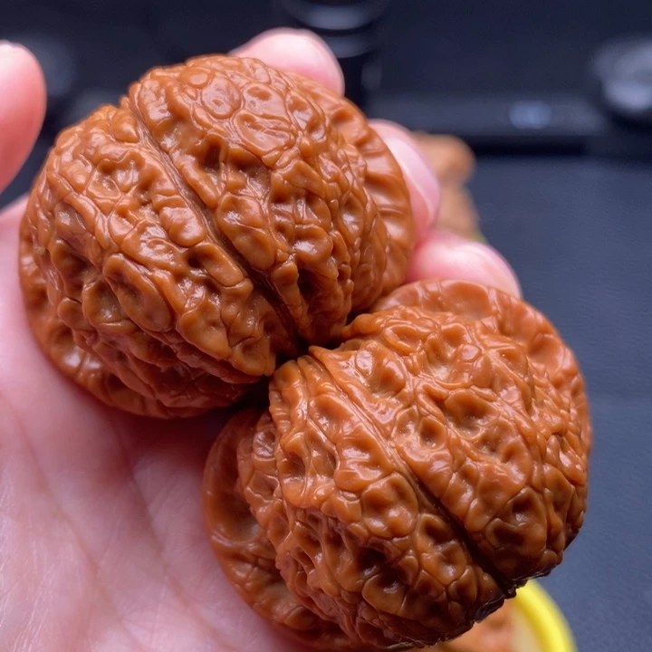 阿***豪木质类血麒麟尺寸42