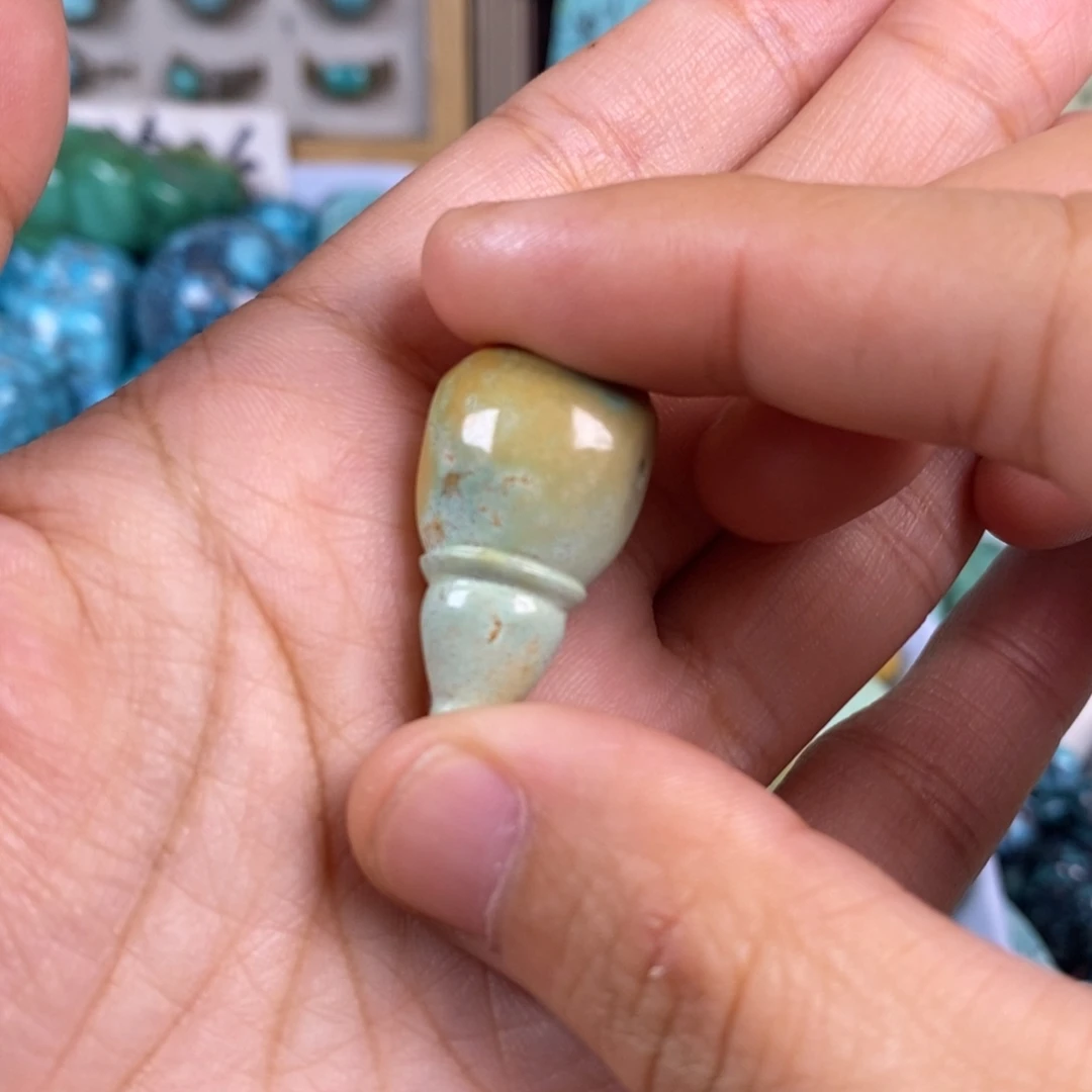 云***悟绿松石未镶嵌颈饰