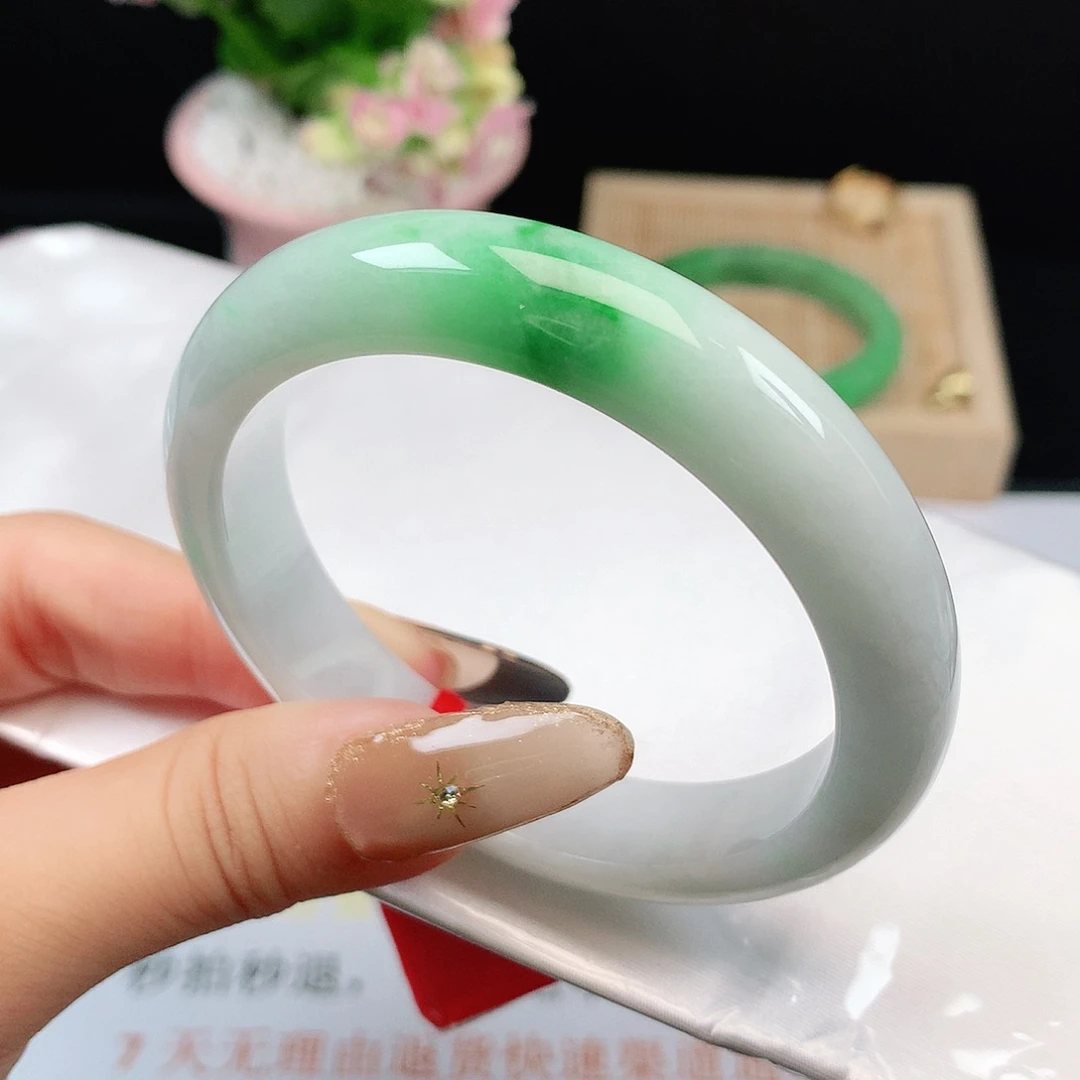 翡翠未镶嵌手镯1434