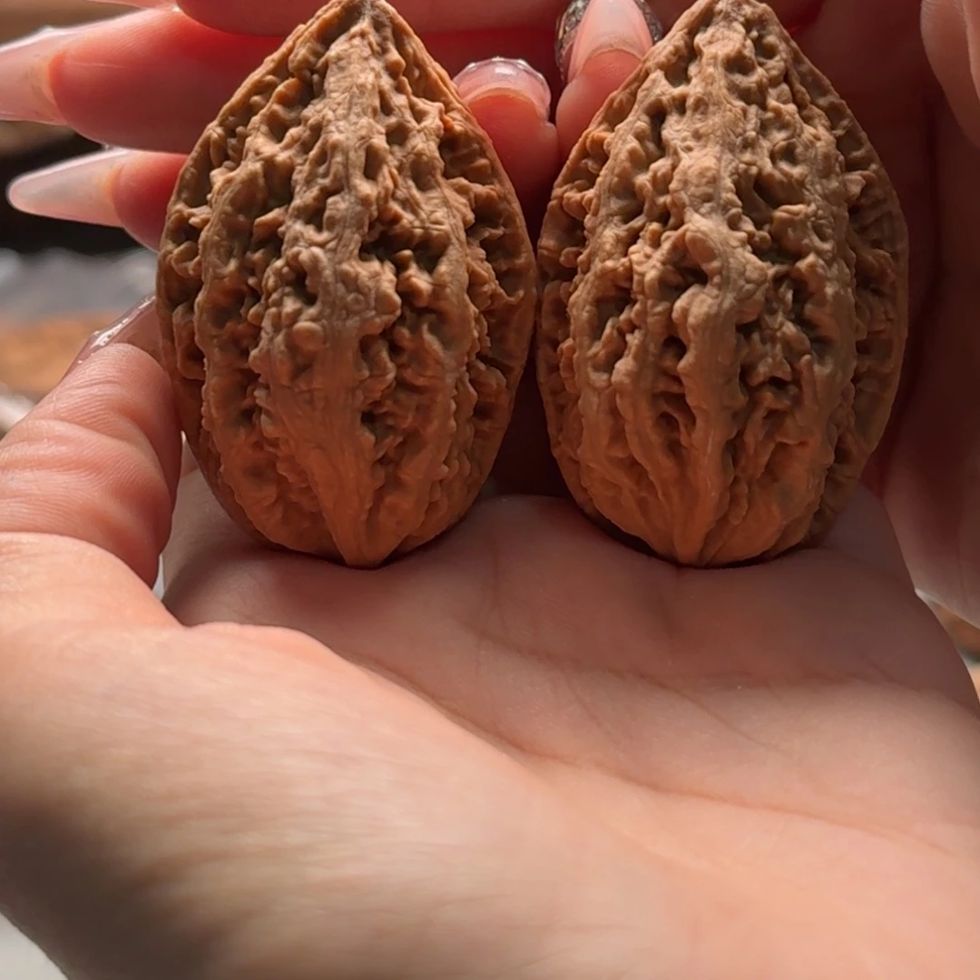 文玩核桃把件关东木子楸百核128