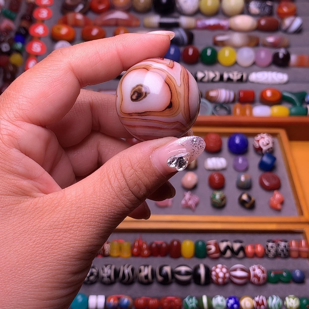 過***愙玛瑙/玉髓未镶嵌颈饰