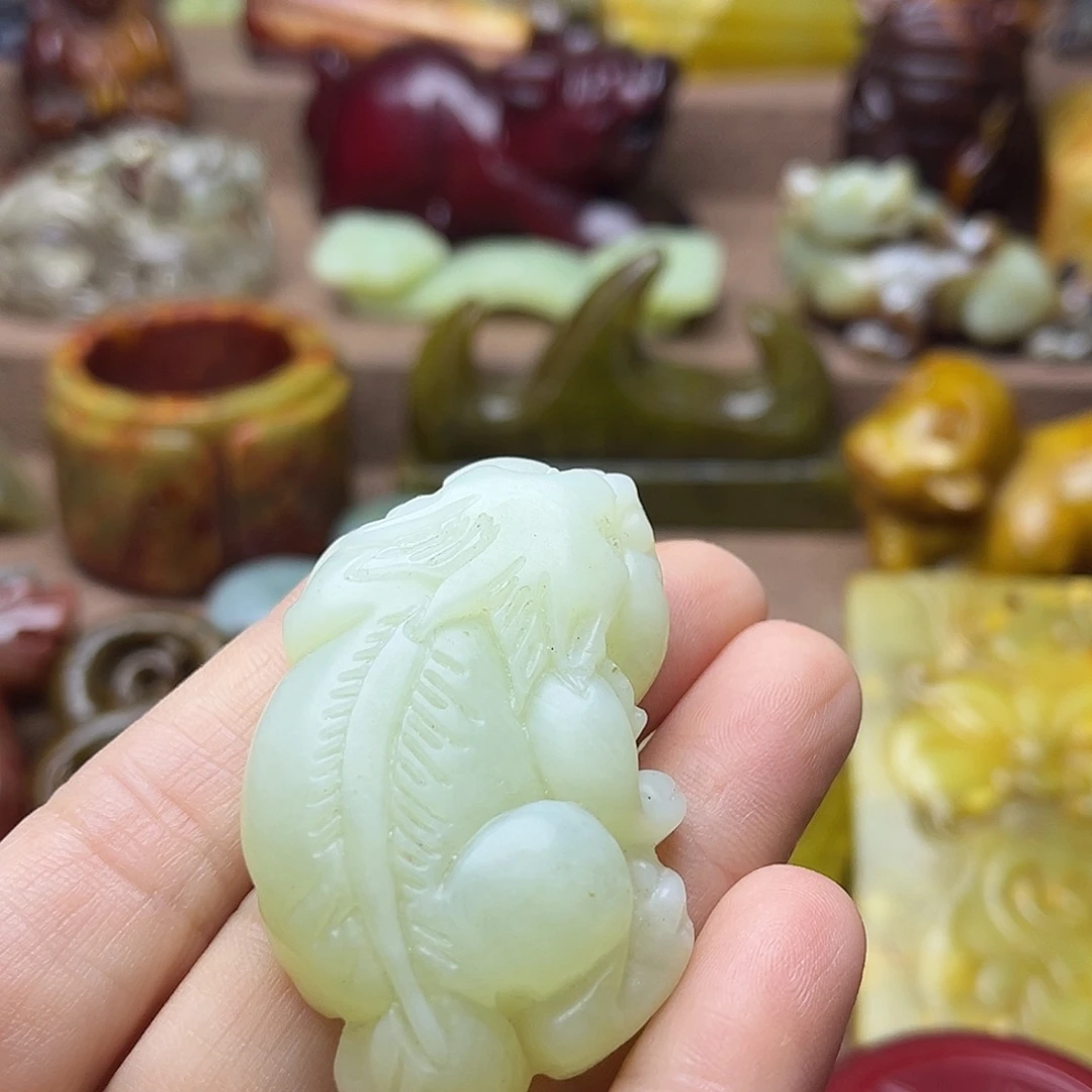 白玉菩提吊坠76。。