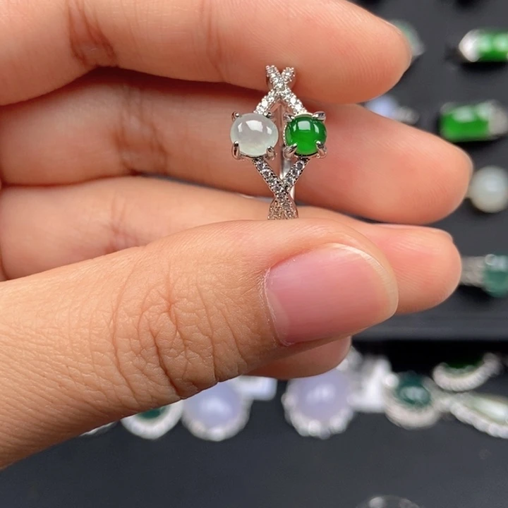 翡翠未镶嵌戒指戒指