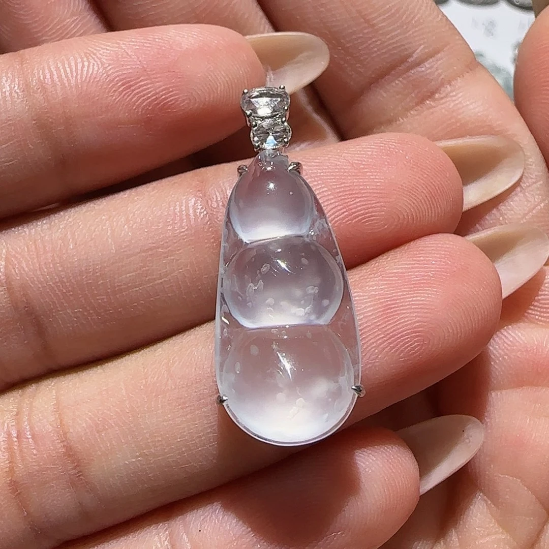 【闪购商品】颈饰18K金镶嵌翡翠天然