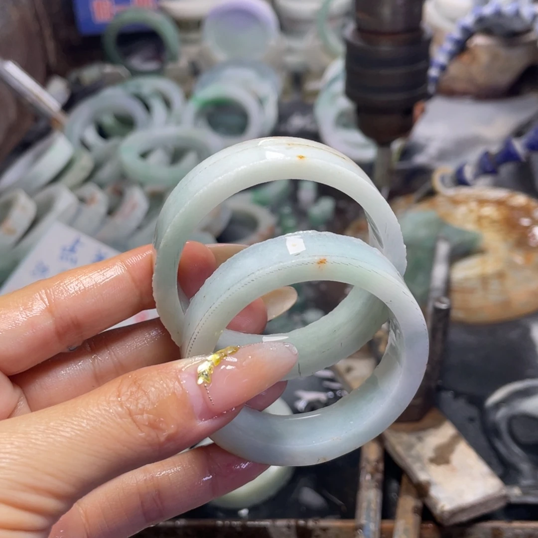 未镶嵌定制翡翠多样性