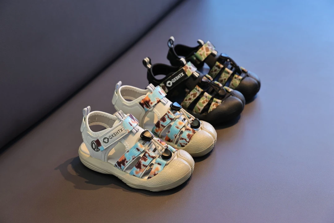 2025夏季新款男童休闲凉鞋子时尚中大童包头沙滩鞋儿童鞋