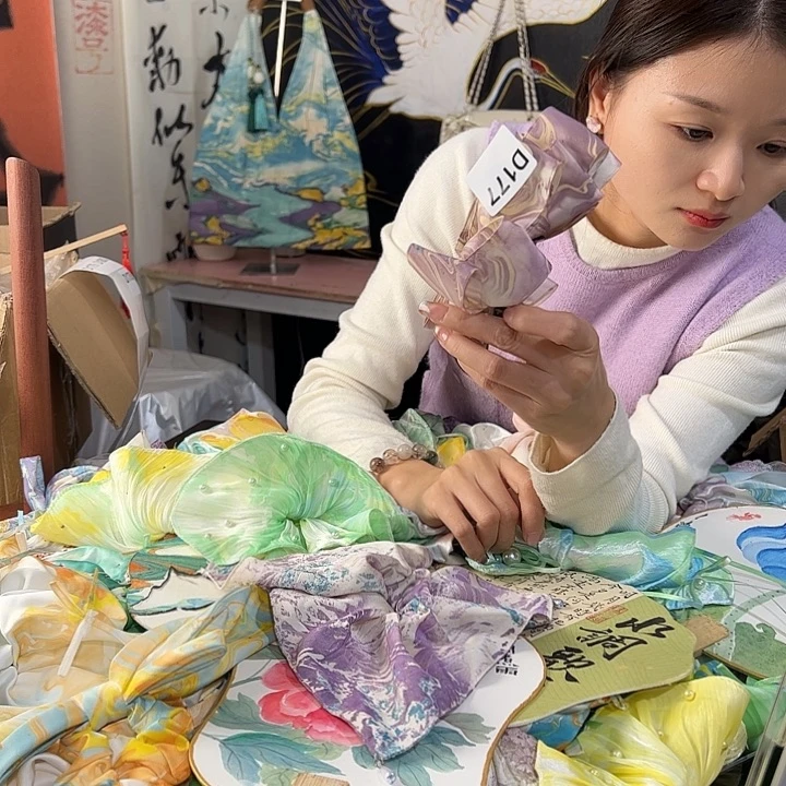 金***高177香蕉夹手作不退不换