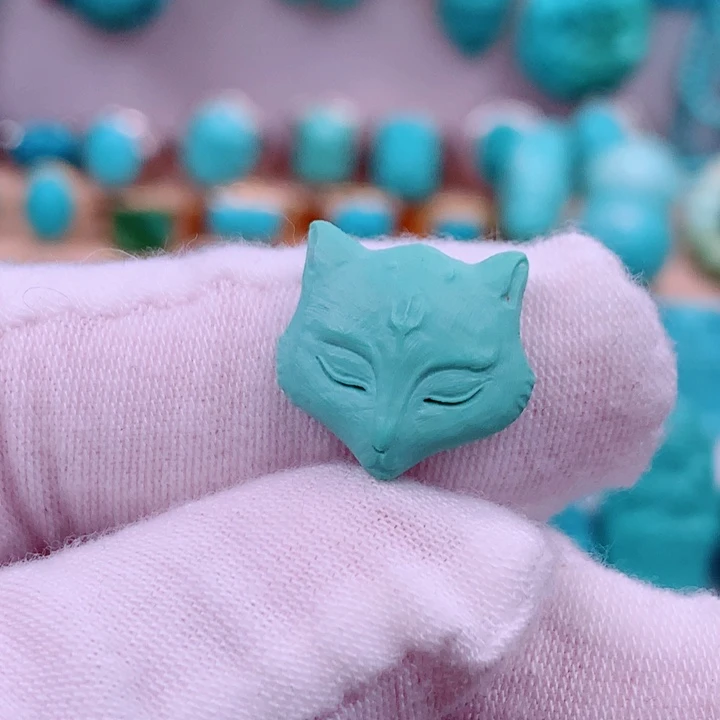 绿松石未镶嵌挂件岁***?