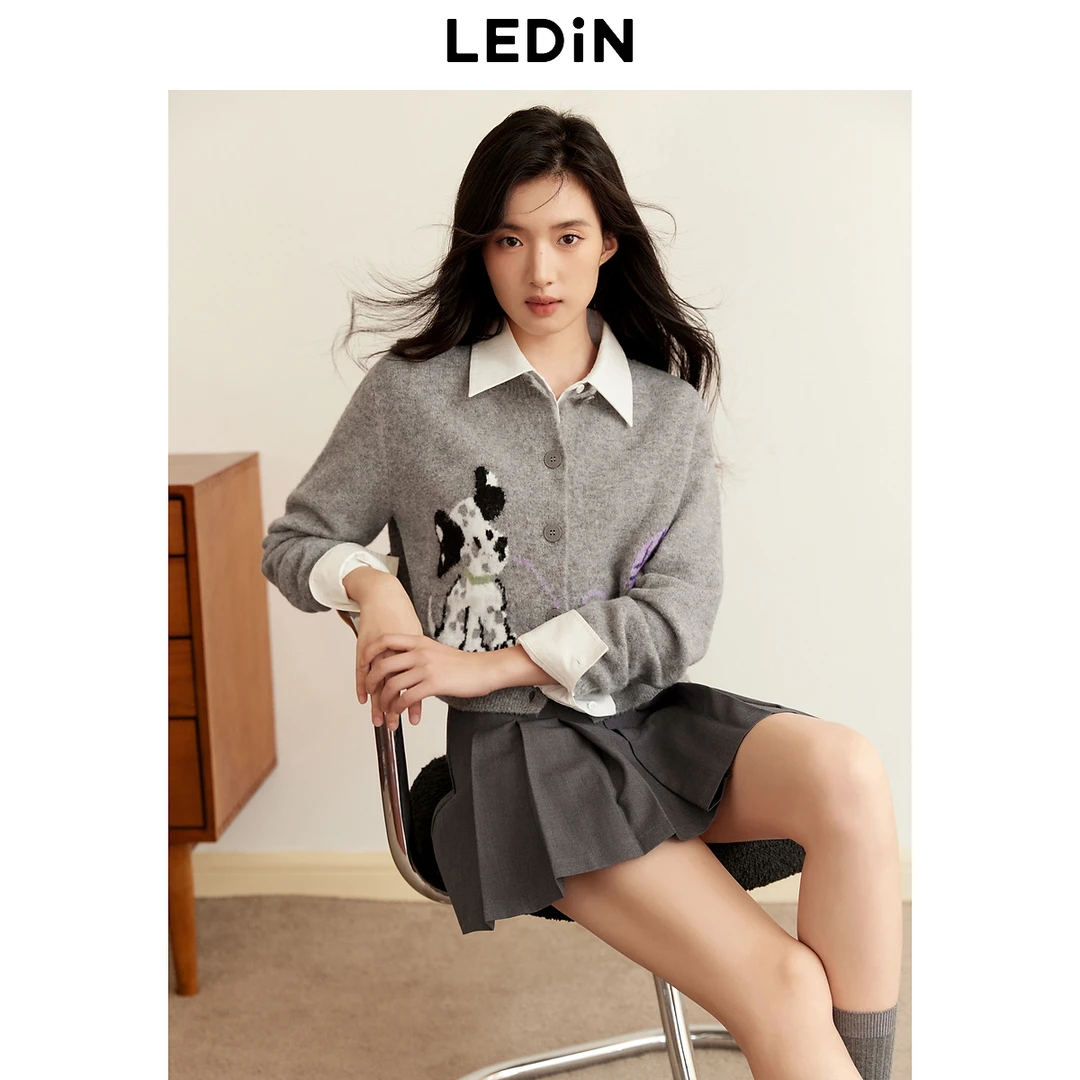 乐町狗狗圆领针织开衫毛衣外套2402