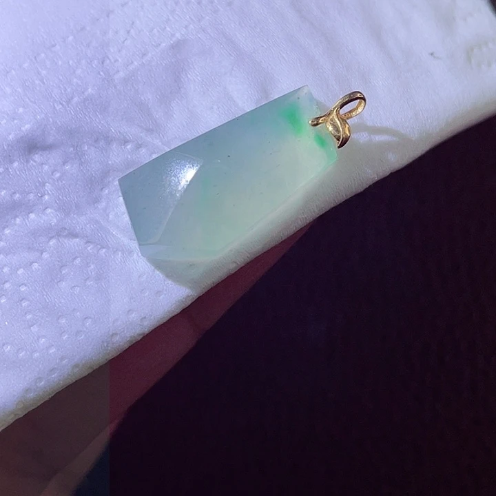 颈饰18K金镶嵌翡翠翡翠