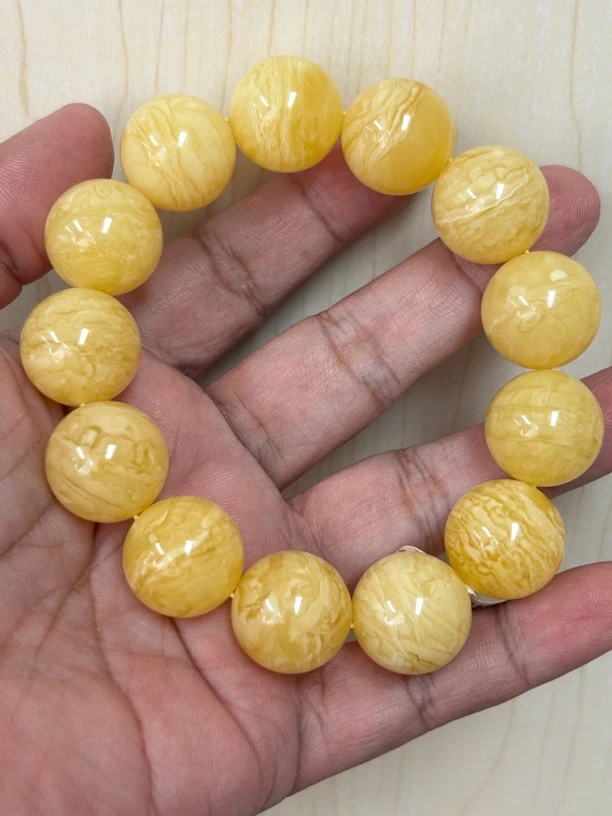琥珀蜜蜡俄料圆珠手串18加47.8克