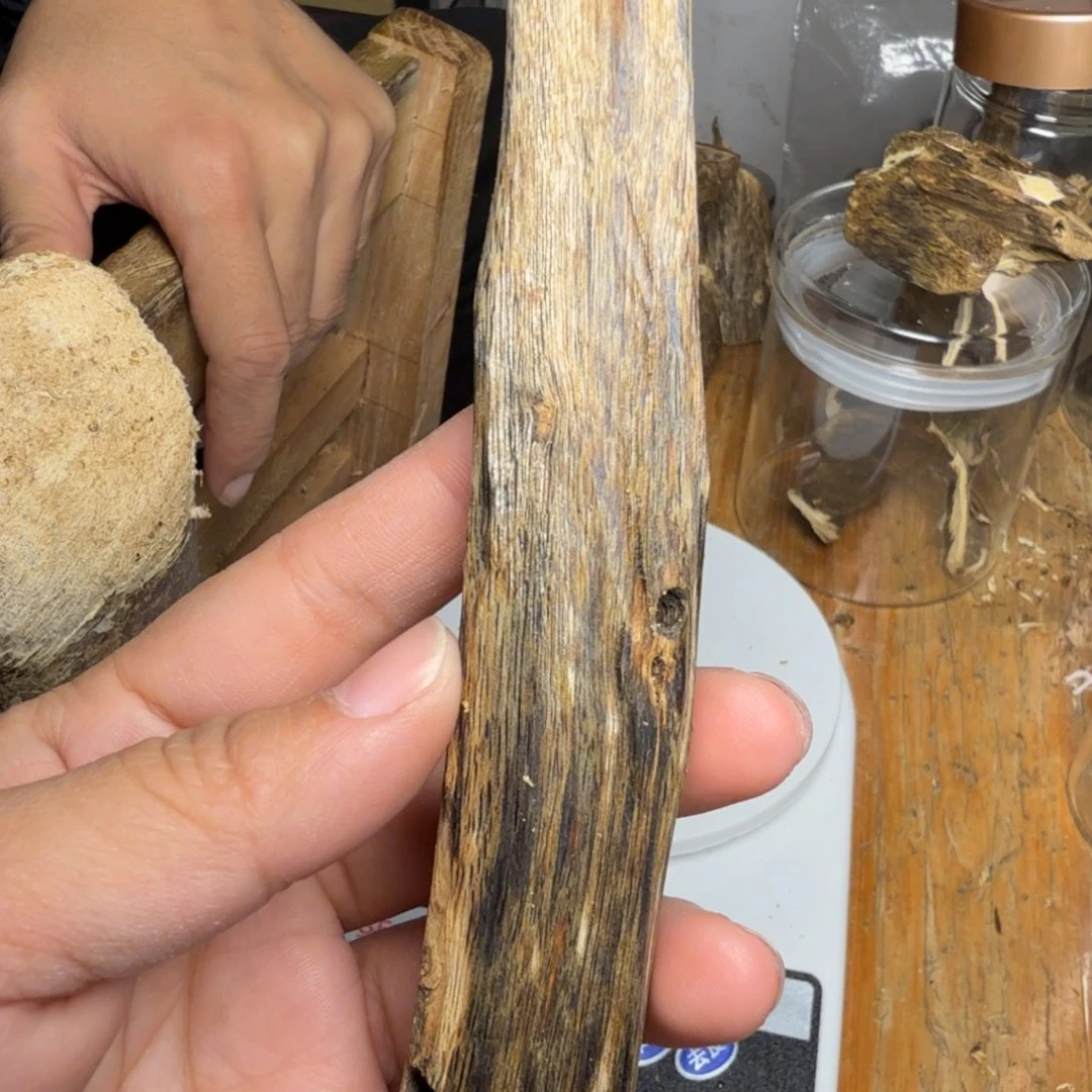 白奇沉香块料沉香