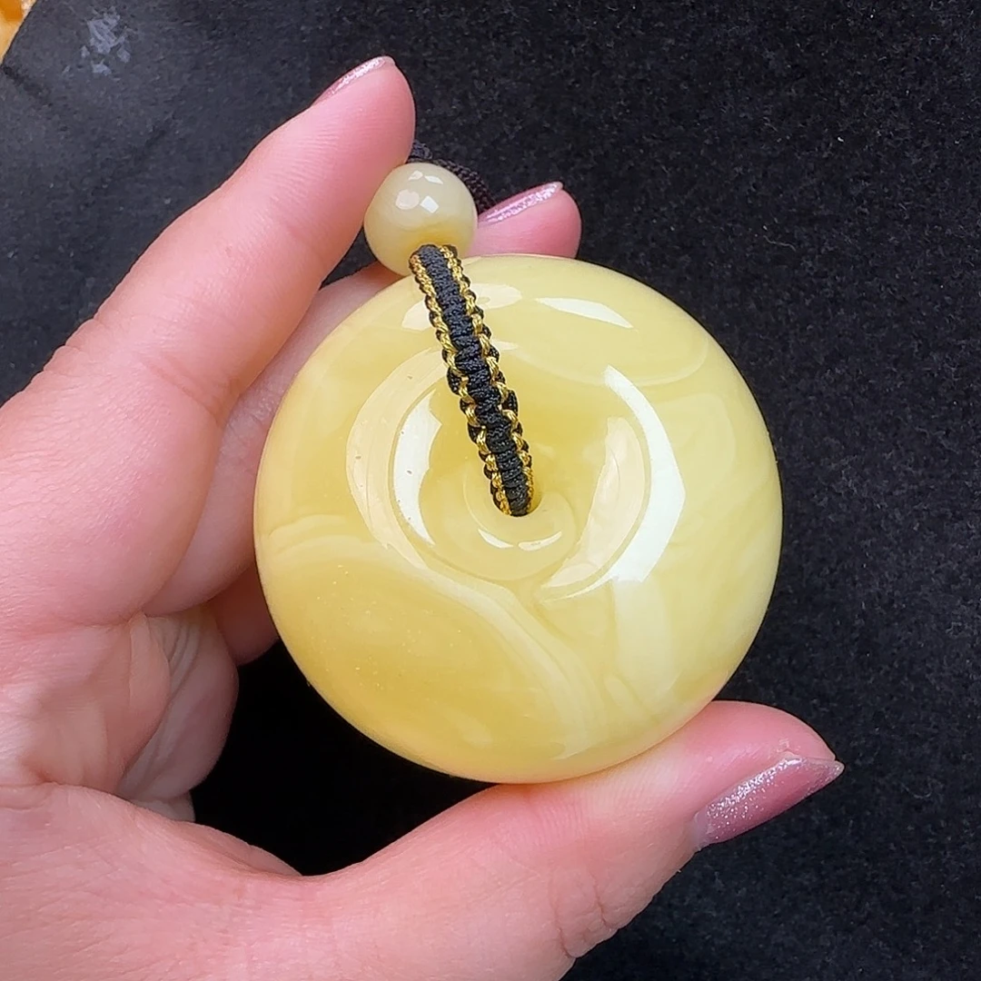 蜜蜡未镶嵌珠宝奇石