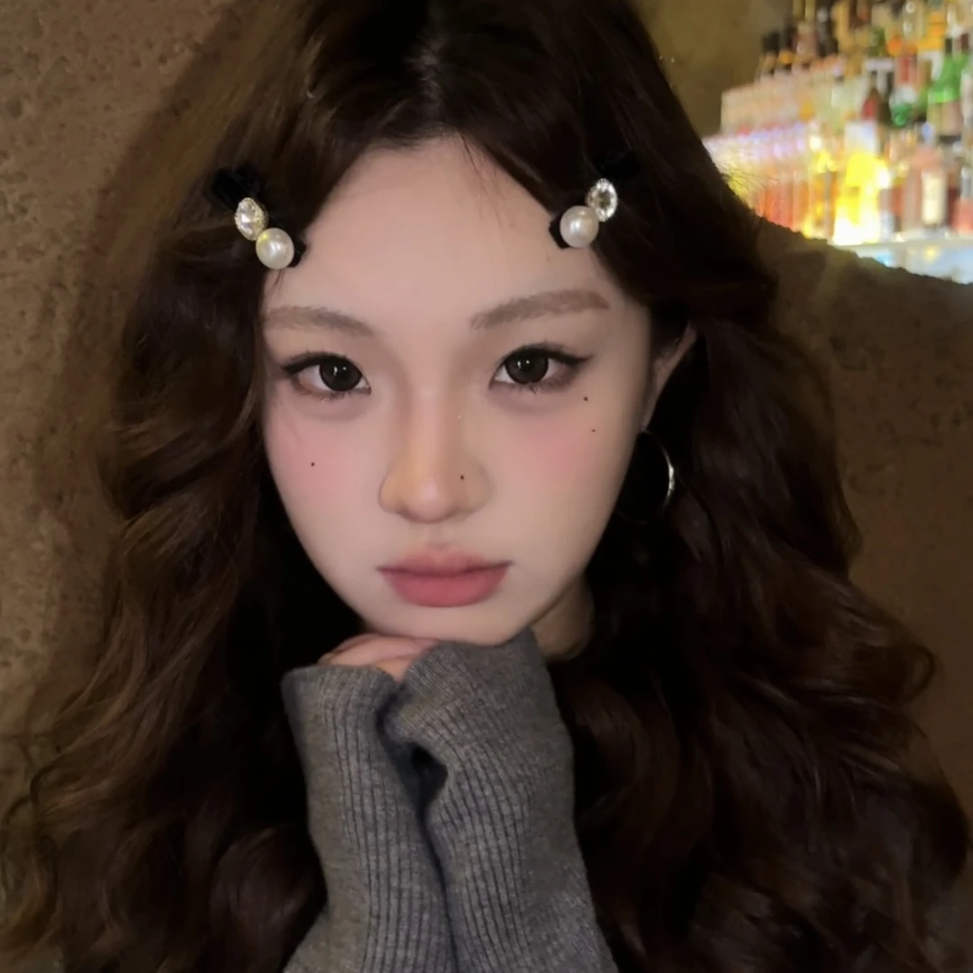 守护甜心~千金感小香风方形锆石珠珠小发夹复古侧边夹刘海夹头饰