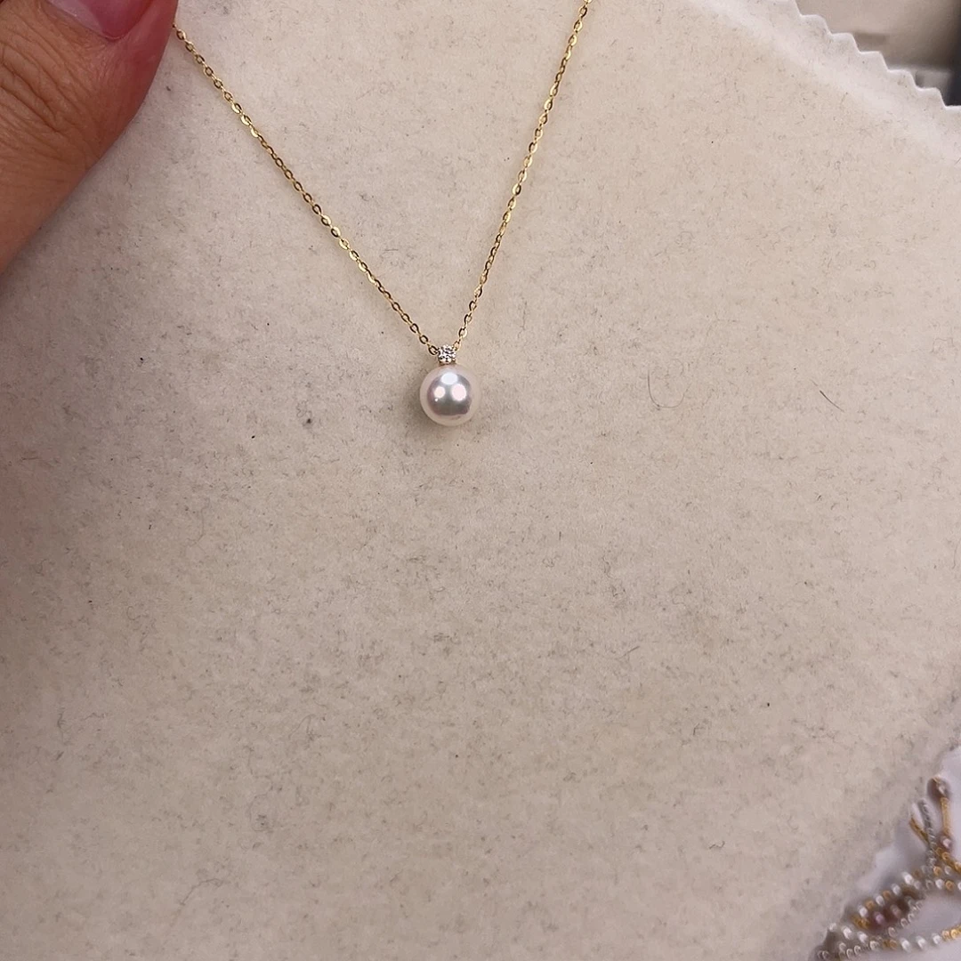 颈饰18K金镶嵌海水珍珠