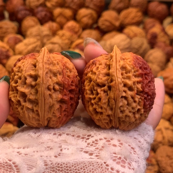 把件文玩核桃25………..