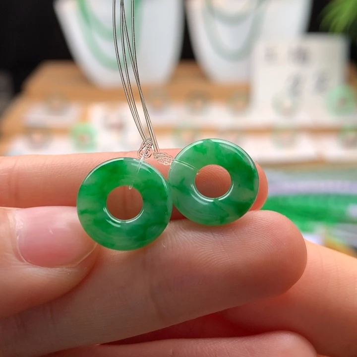 翡翠未镶嵌耳饰天然缅甸A货翡翠