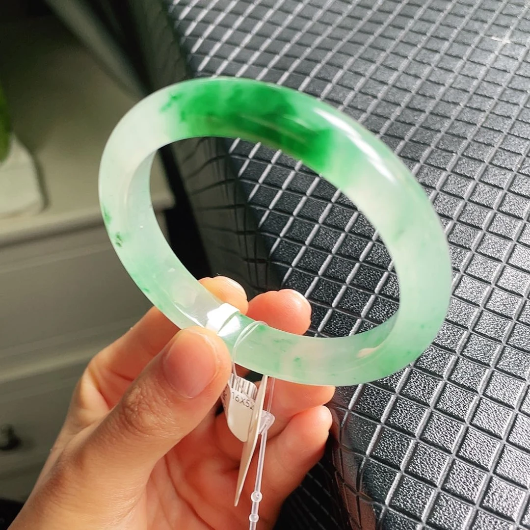二***r石英质玉手镯52未镶嵌
