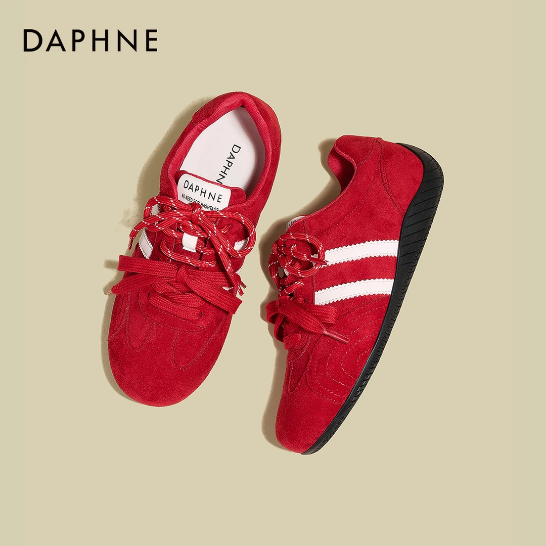 达芙妮红色德训鞋女款2025秋季新款平底复古透气时尚运动休闲鞋子