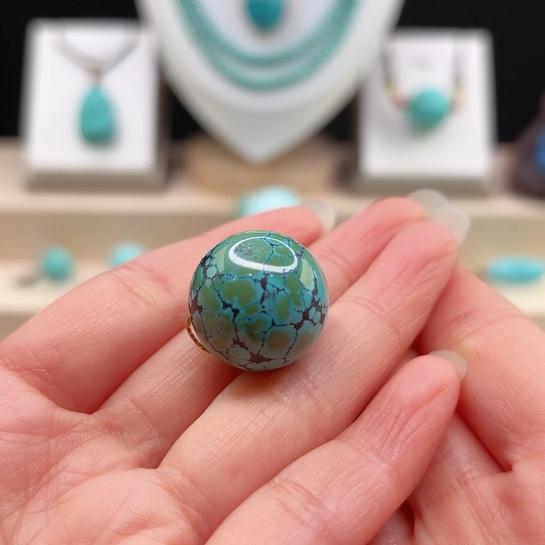 绿松石配饰未镶嵌