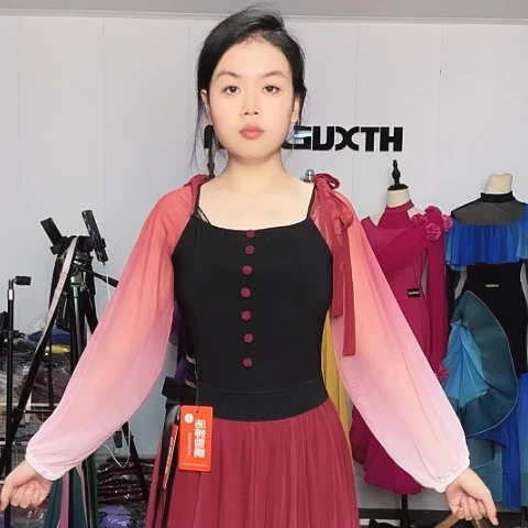 *****酒红M。