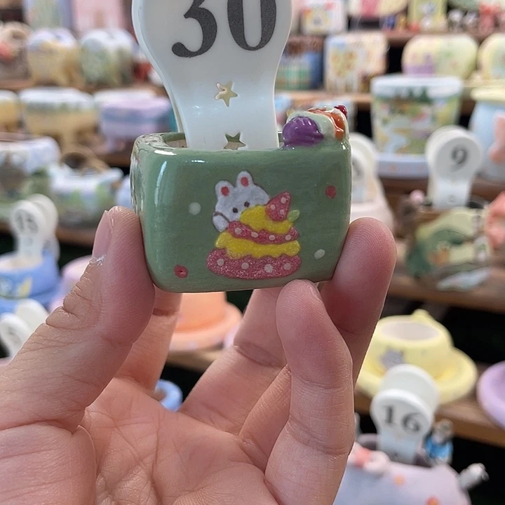 30……手工手绘花盆