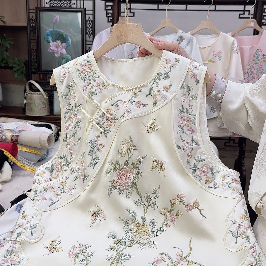 4苏绣太太服苏绣太太服