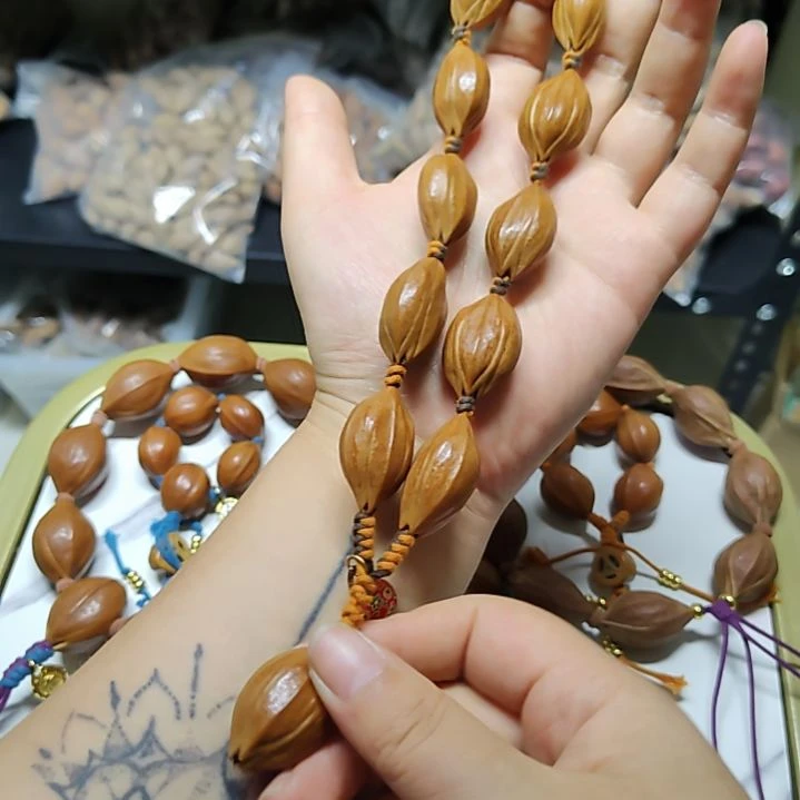 吊坠橄榄核18+尺寸四花手持