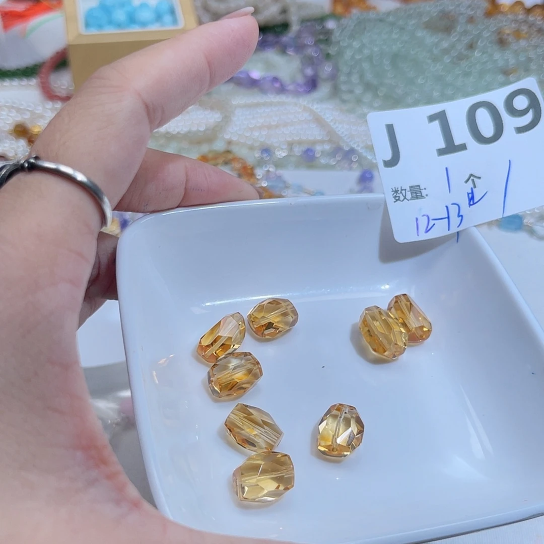水晶珠宝半成品未镶嵌J109。