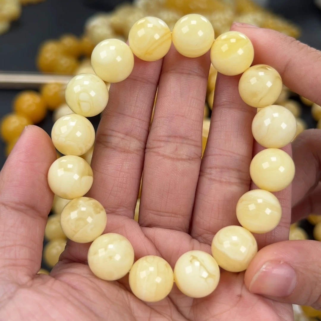 琥珀未镶嵌手链21.1克