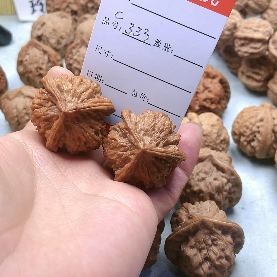把件桃核333号全品盘山三棱37尺