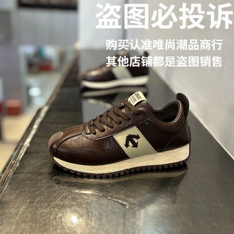 薄款经典防滑时尚休闲鞋男款透气男鞋亮面皮轻便阿甘鞋休闲鞋