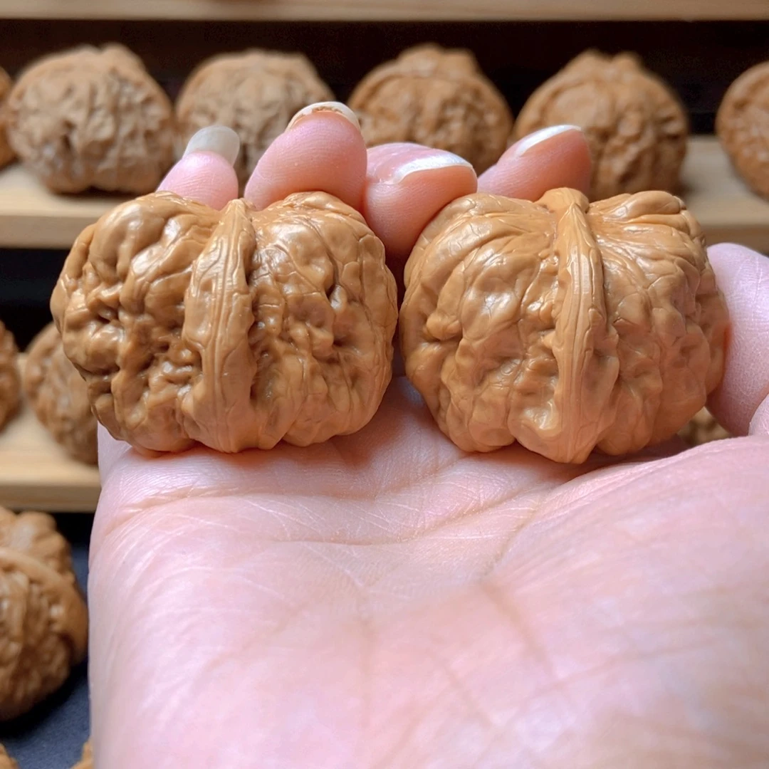 文玩核桃吊坠无****白蛤蟆头