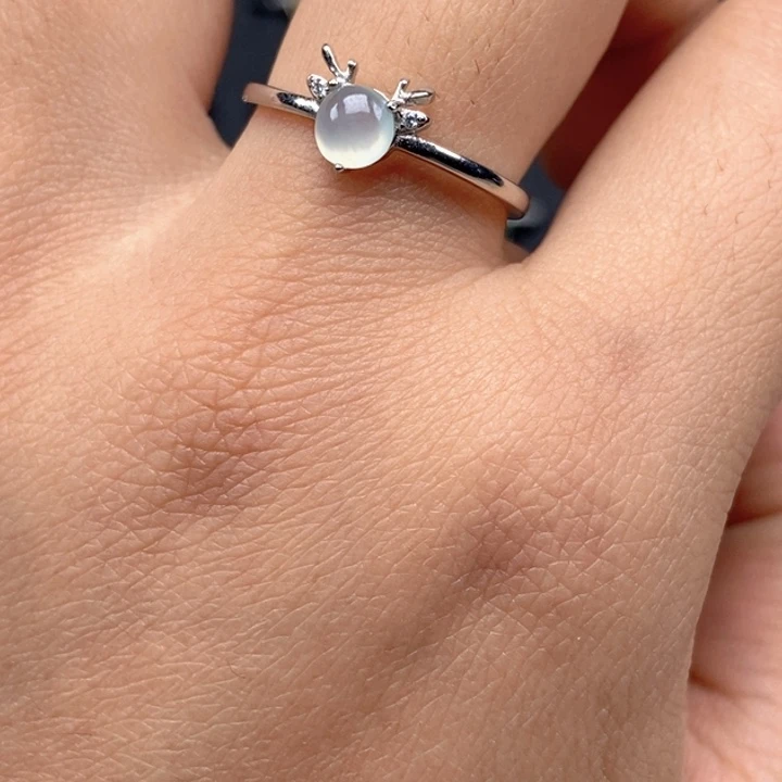 翡翠未镶嵌戒指戒指