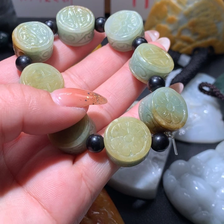 翡翠未镶嵌颈饰保真天然A货翡翠